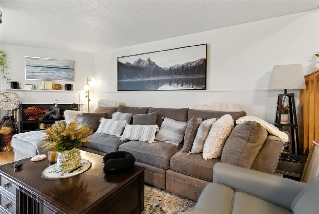 102 Chapman Pl # 102