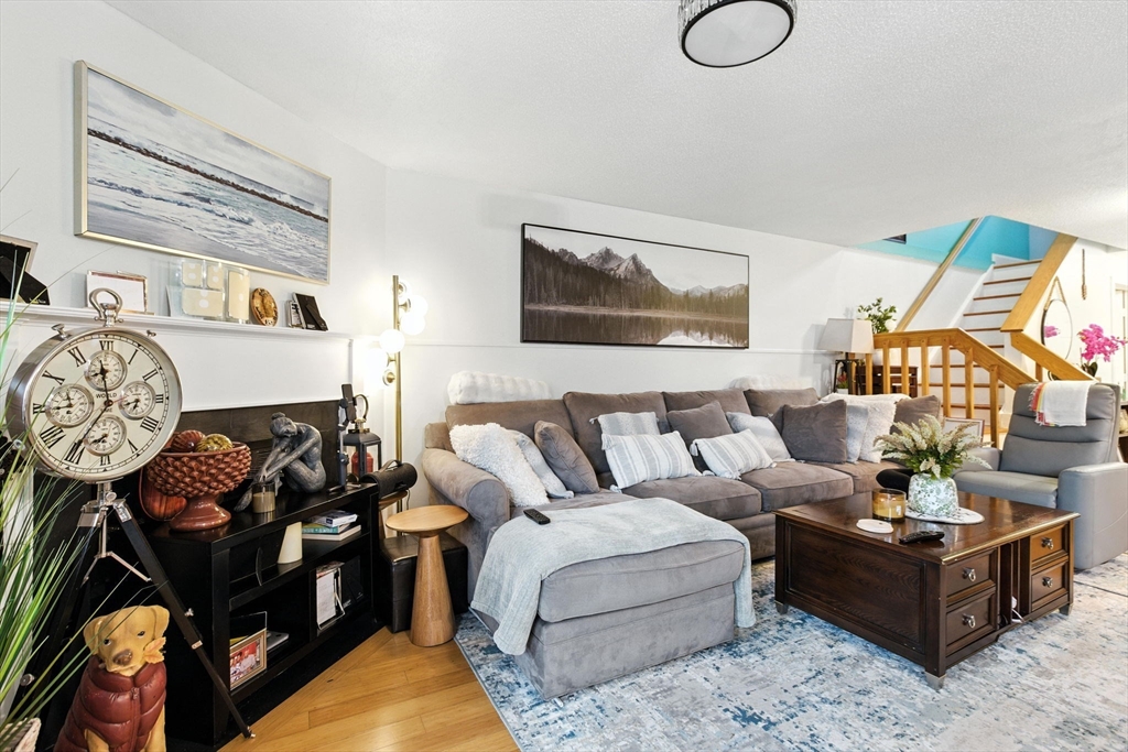 102 Chapman Pl # 102