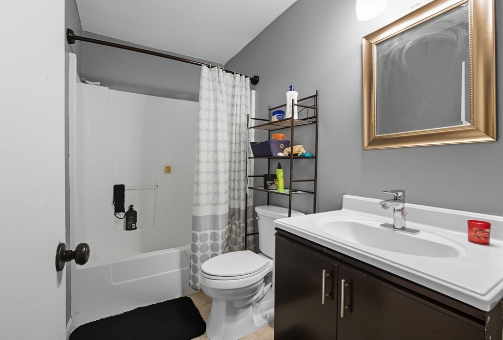 450 Somerset Ave # 6 Unit: 6-6