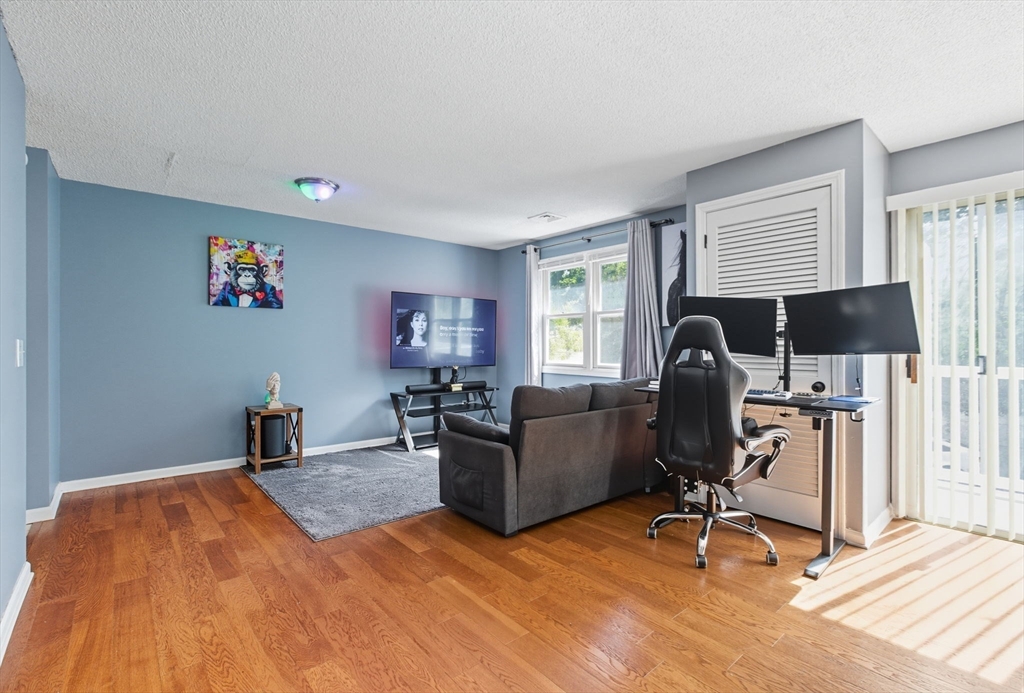 450 Somerset Ave # 6 Unit: 6-6