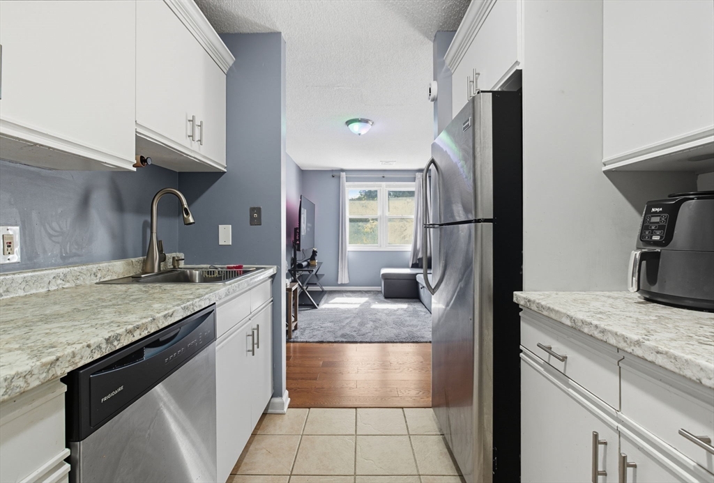 450 Somerset Ave # 6 Unit: 6-6