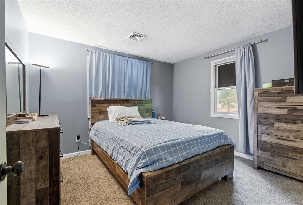 450 Somerset Ave # 6 Unit: 6-6