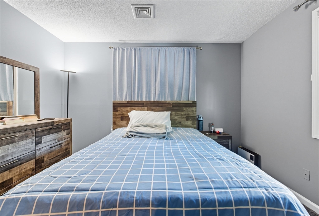 450 Somerset Ave # 6 Unit: 6-6