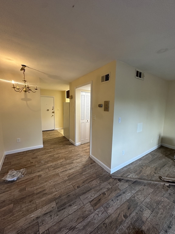 800 Hyde Park Ave # 5