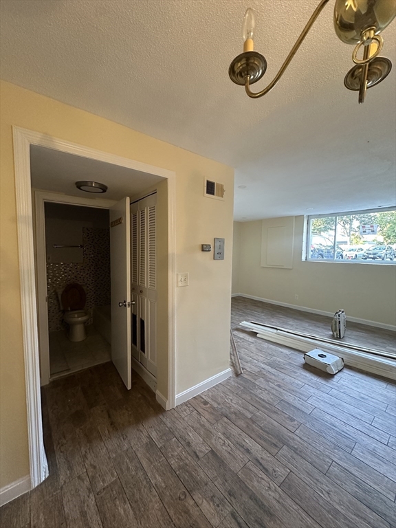 800 Hyde Park Ave # 5