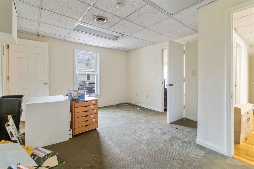 18 East Chestnut # 1, Sharon Unit: 1