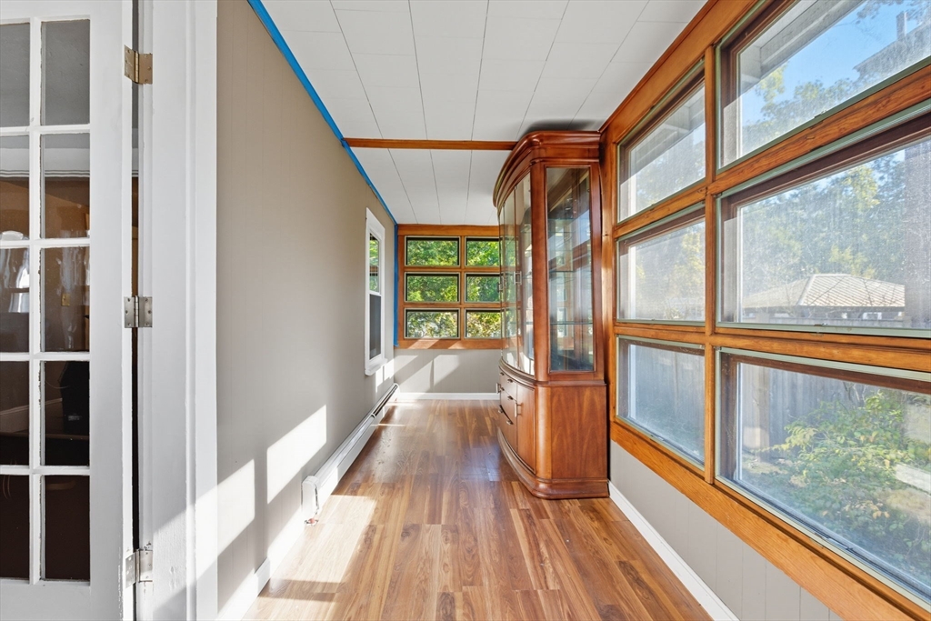 21 Gates Ave, Hudson