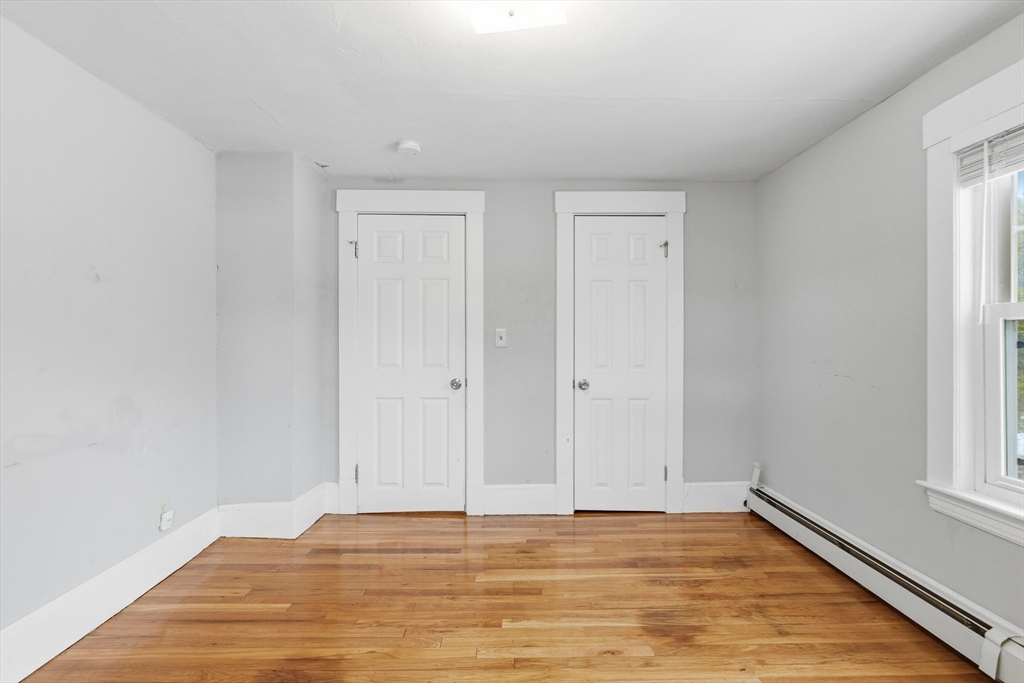 21 Gates Ave, Hudson