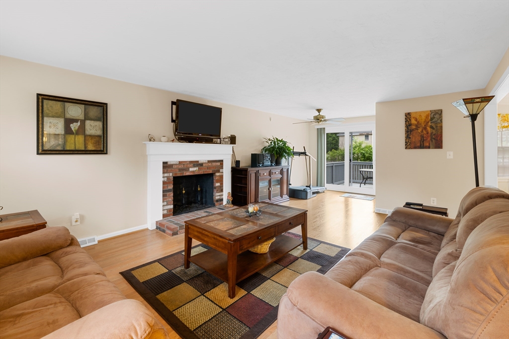 19 Camelot Ct # 19