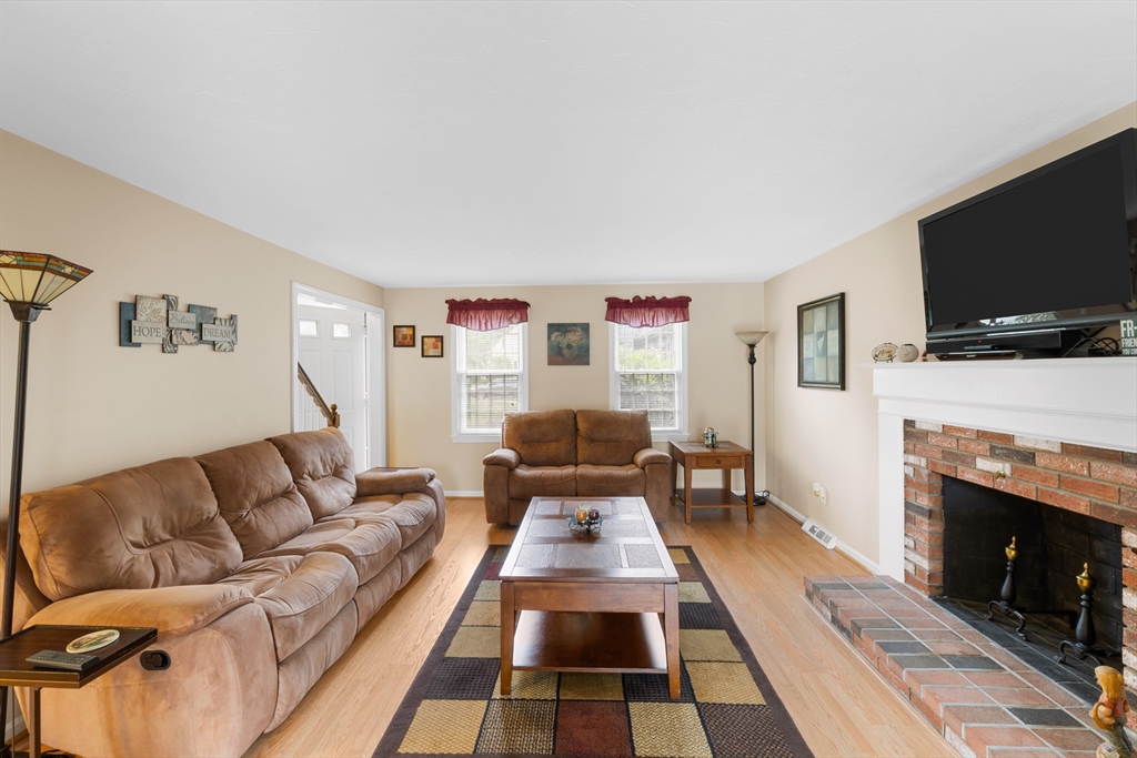 19 Camelot Ct # 19