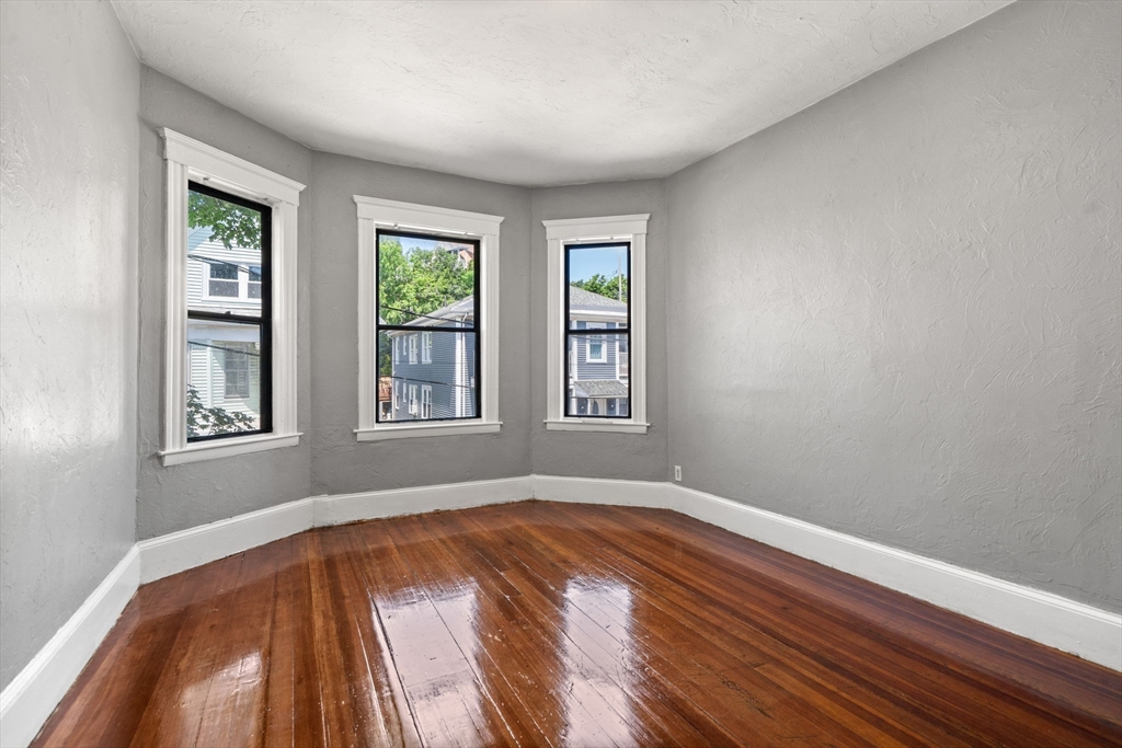 76 Bellevue St