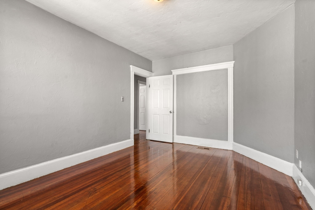 76 Bellevue St