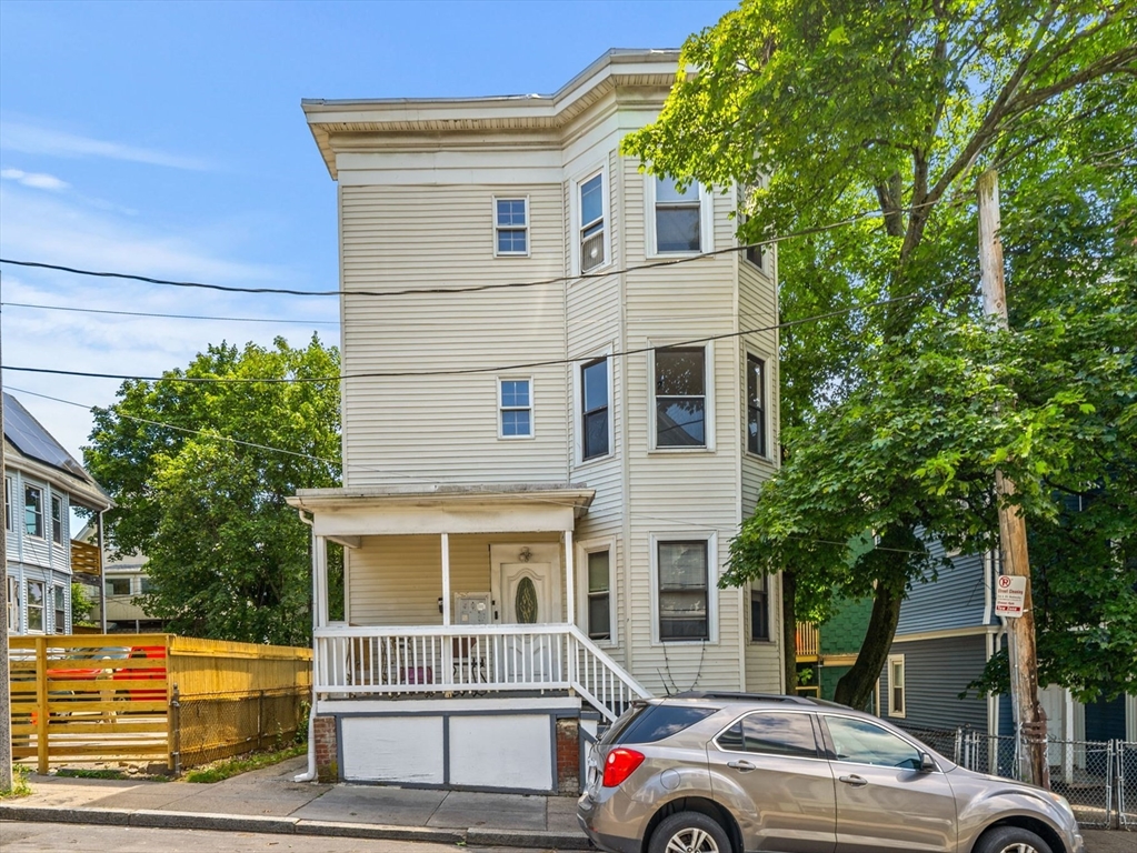 76 Bellevue St