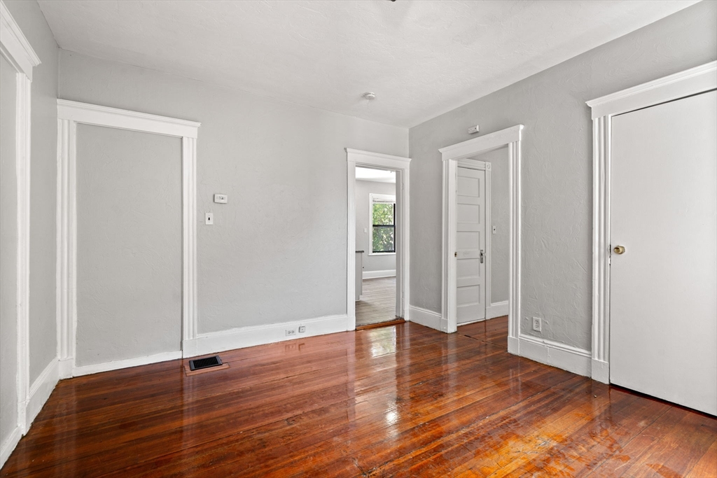 76 Bellevue St