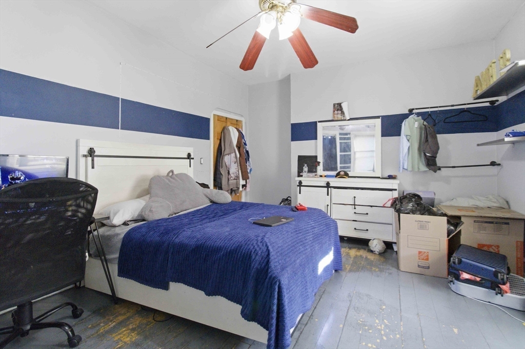 3886-3888 Washington