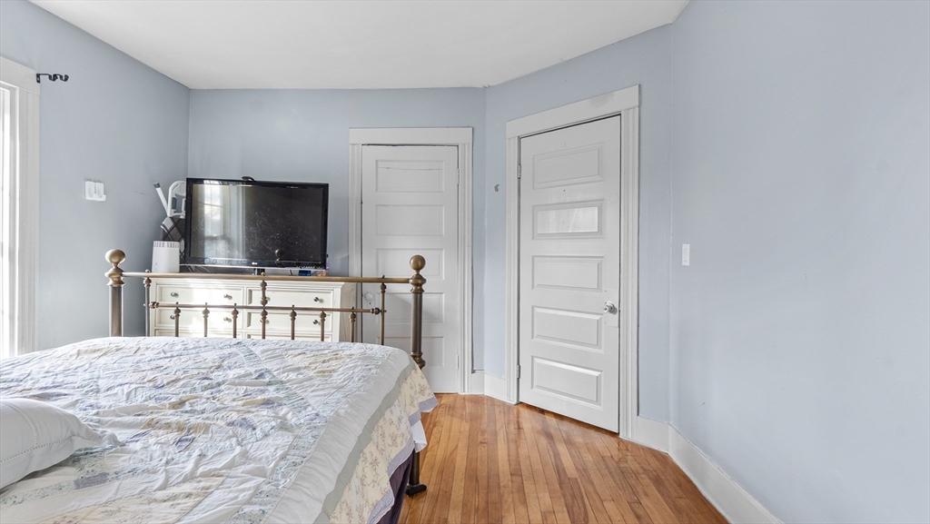 6-8 Crescent Street # 6