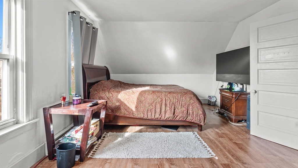 6-8 Crescent Street # 6