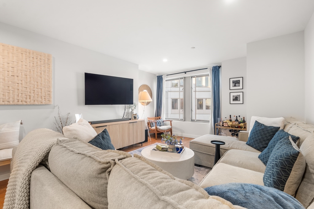 1910 Dorchester Ave # 515