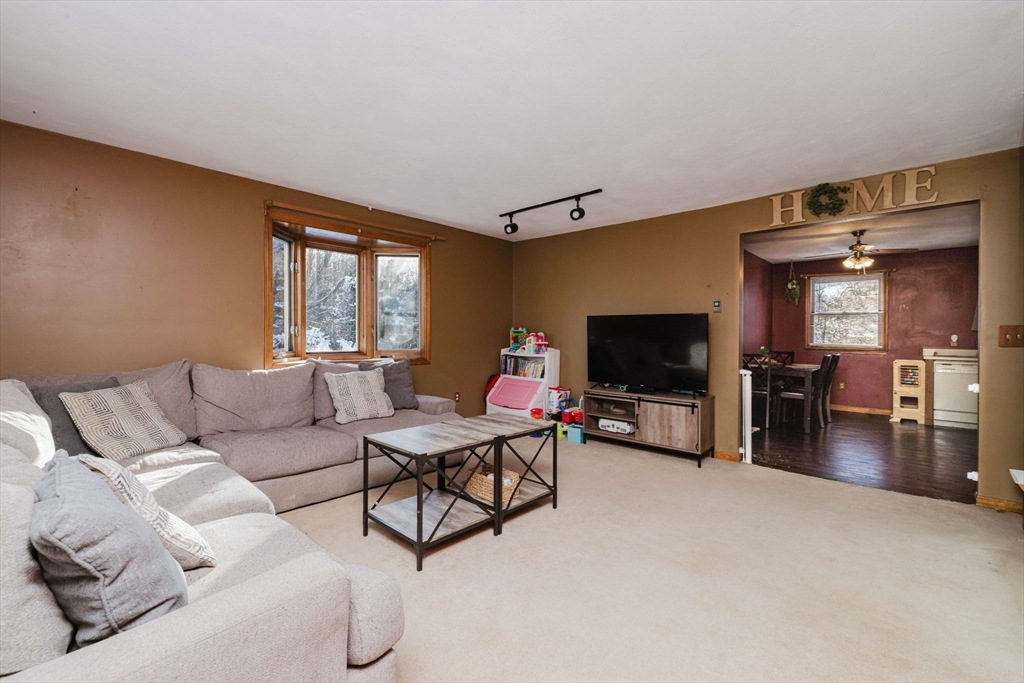 195 Crescent St. # 3