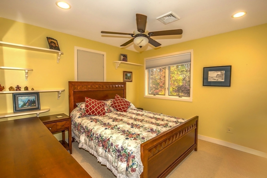 70 Tennyson Dr