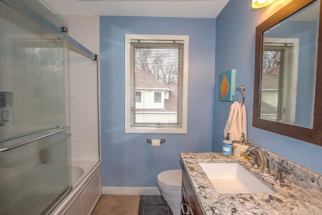 70 Tennyson Dr