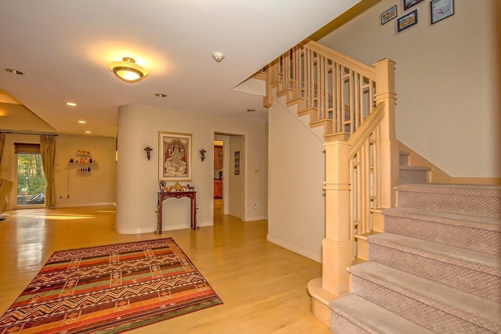 70 Tennyson Dr