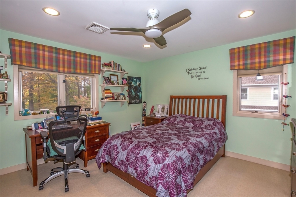 70 Tennyson Dr