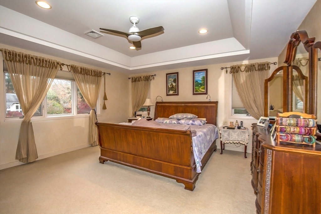70 Tennyson Dr