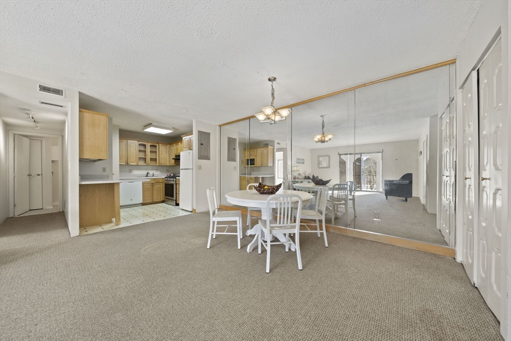 685 Oak St # 9 Unit: 12-9