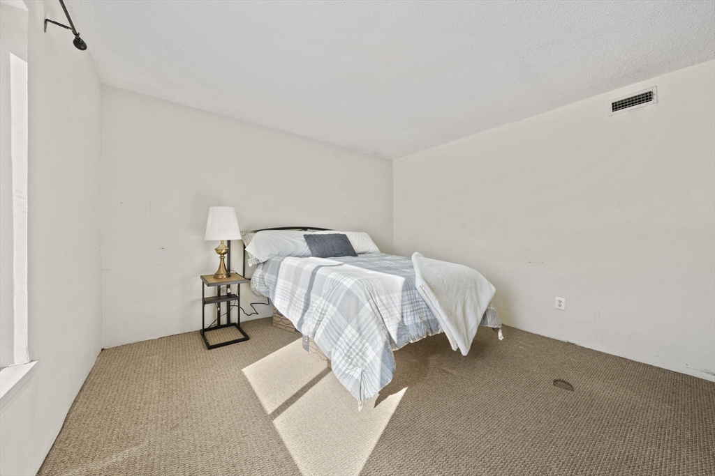 685 Oak St # 9 Unit: 12-9