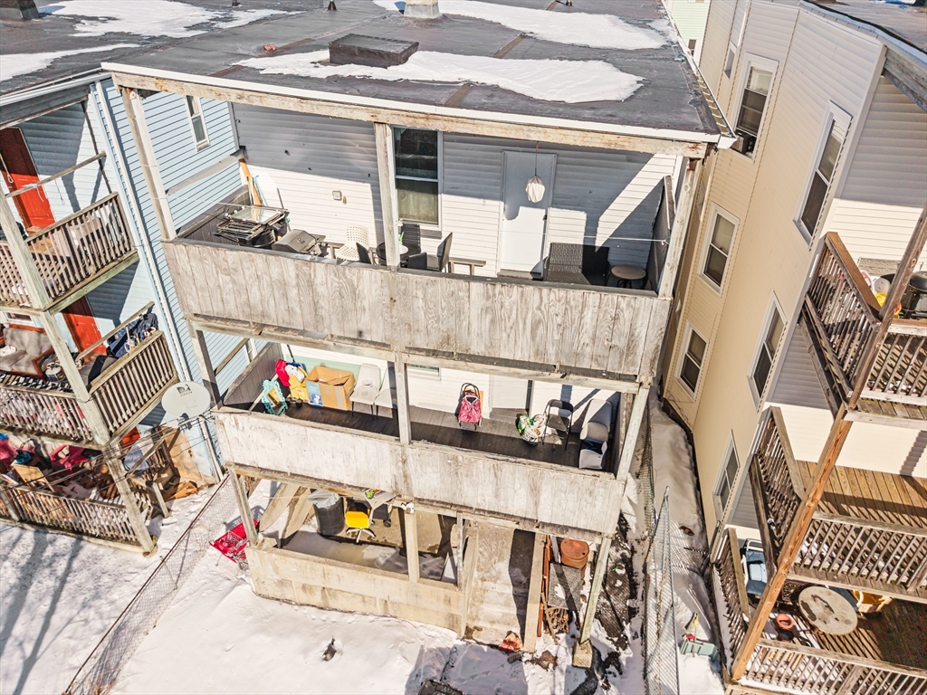 8 Elder St