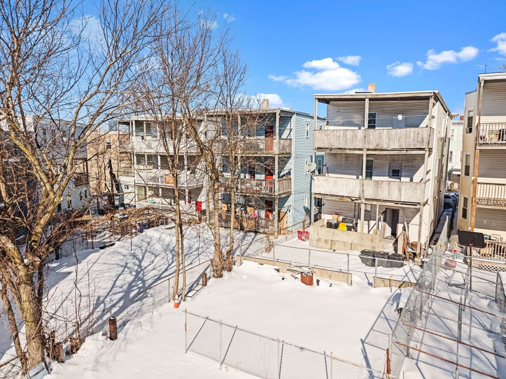 8 Elder St