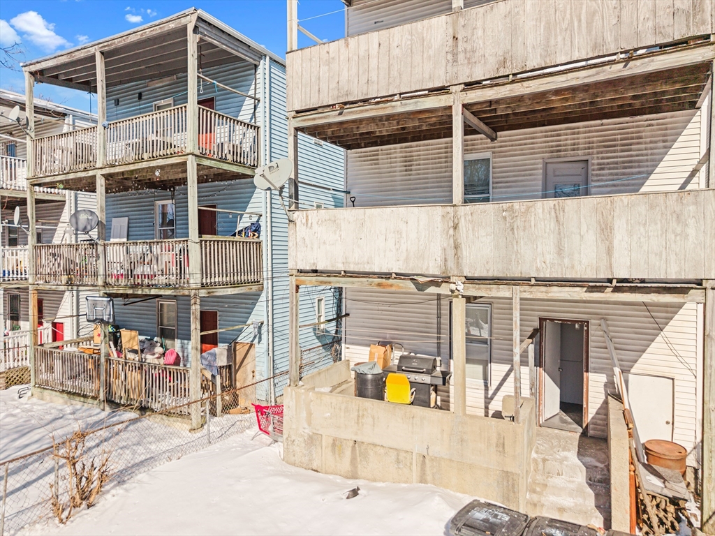 8 Elder St