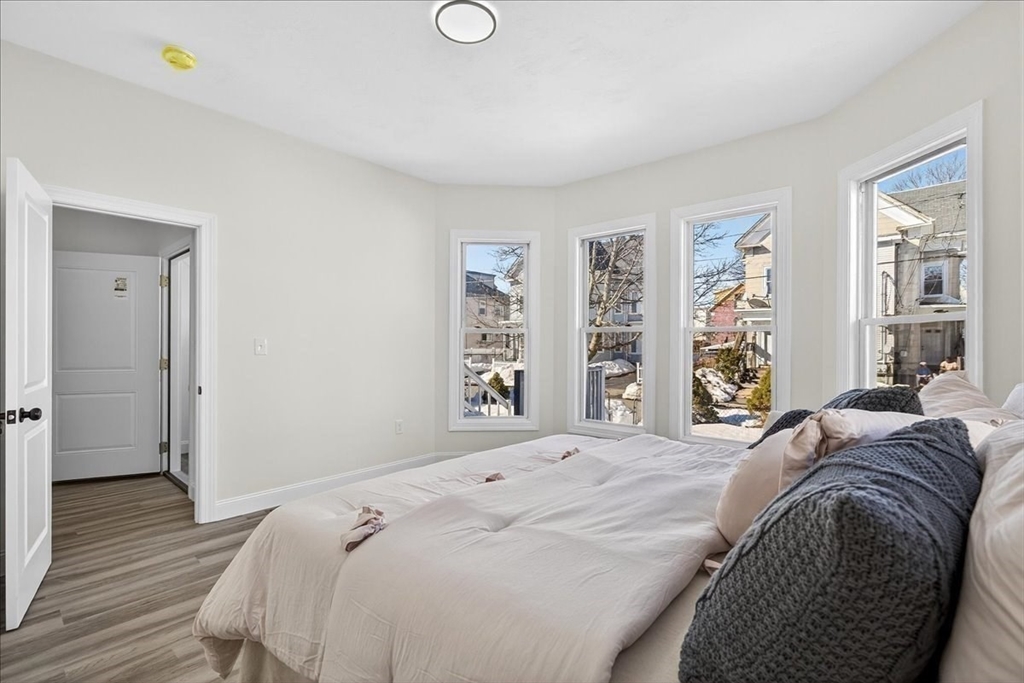 34 Winthrop St