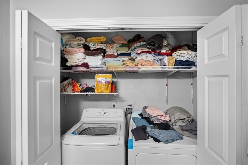 107 Meadow Ln # 107