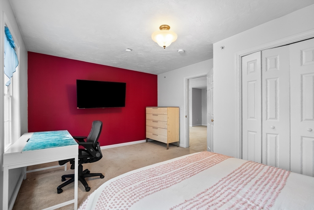 107 Meadow Ln # 107