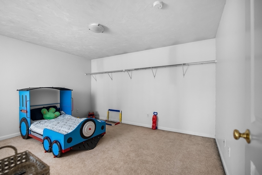 107 Meadow Ln # 107