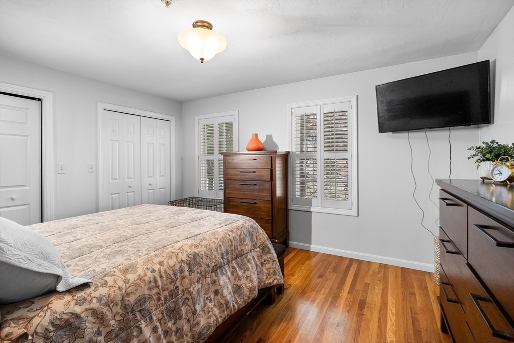 107 Meadow Ln # 107