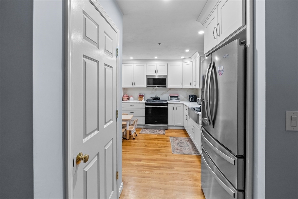 107 Meadow Ln # 107