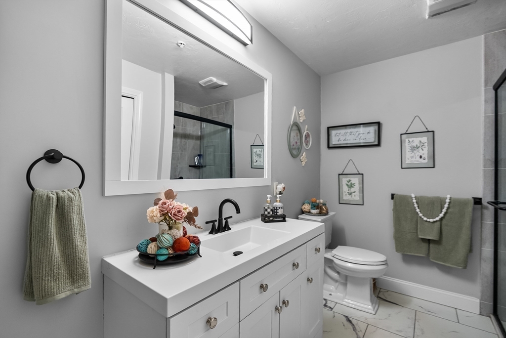 107 Meadow Ln # 107