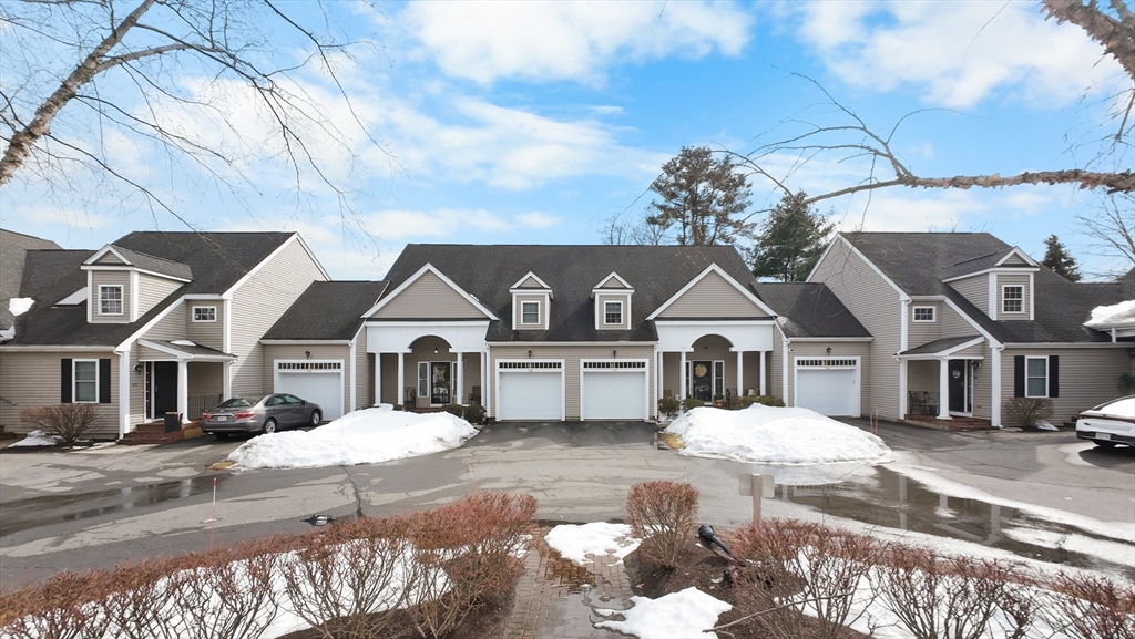 107 Meadow Ln # 107