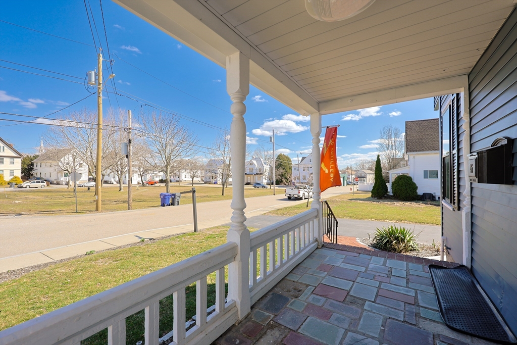 46 Bancroft
