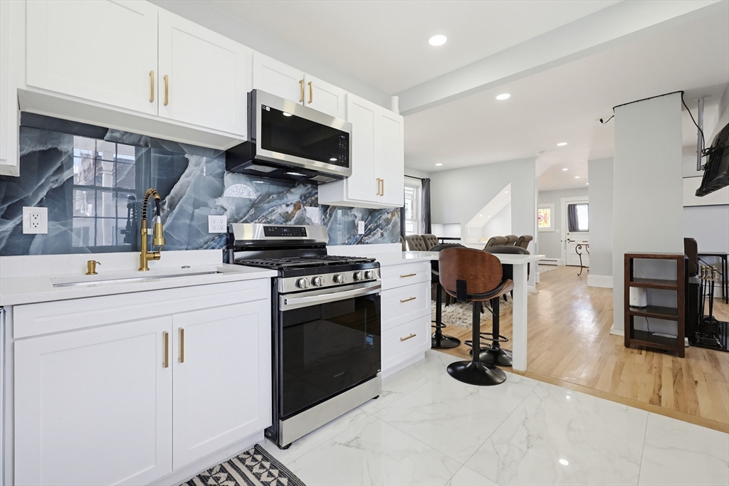 46 Bancroft