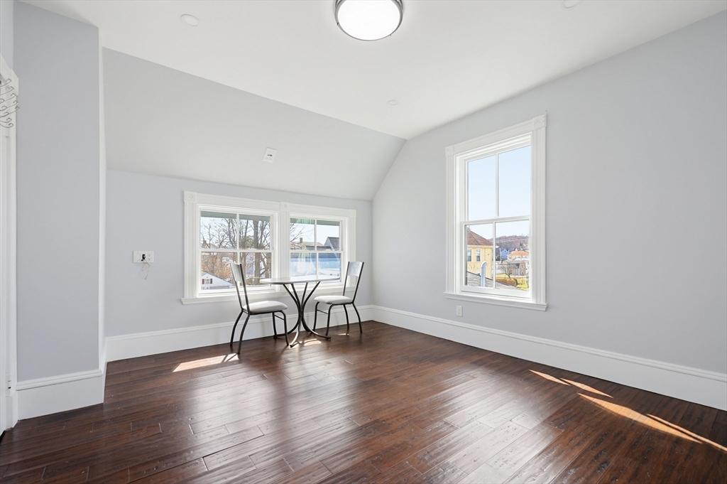 46 Bancroft