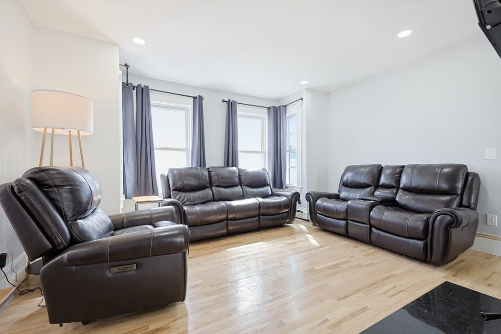 46 Bancroft