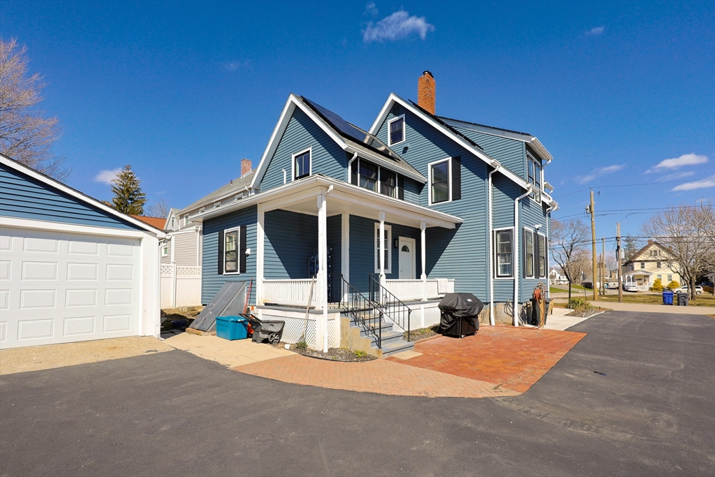 46 Bancroft