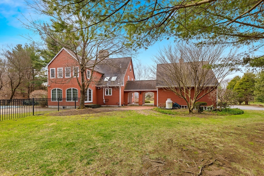 63 Farm Hill Rd.