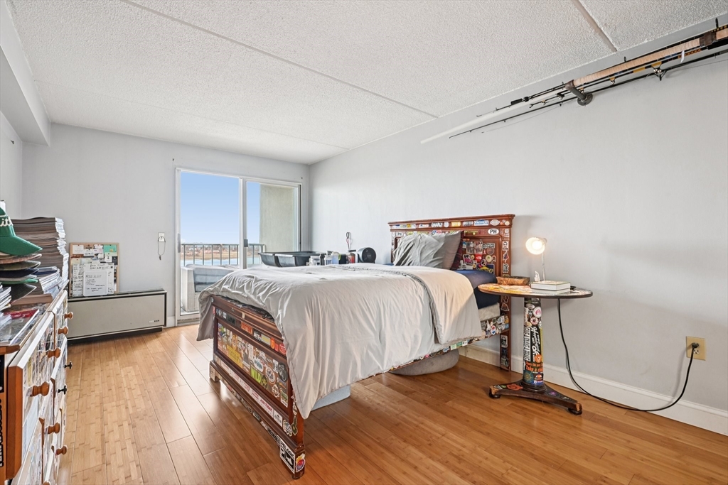 200 Cove Way # 1004