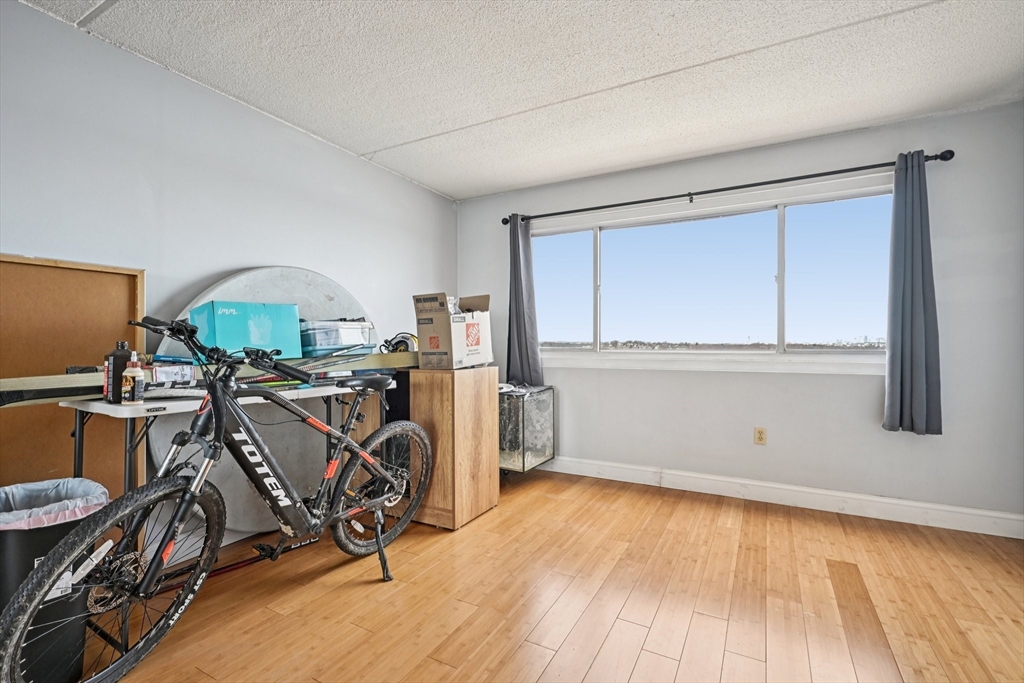 200 Cove Way # 1004
