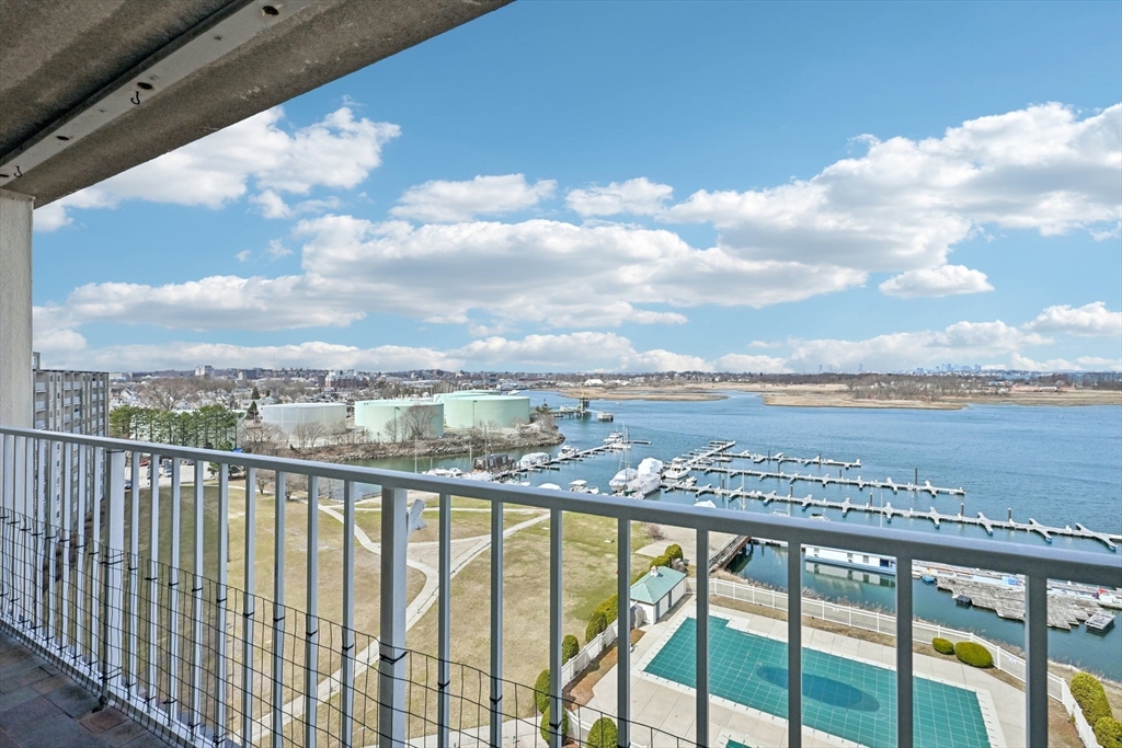 200 Cove Way # 1004